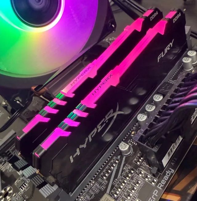 Memória DDR4 32gb(2X16) 3200MHZ Kingston Fury RGB- Loja física