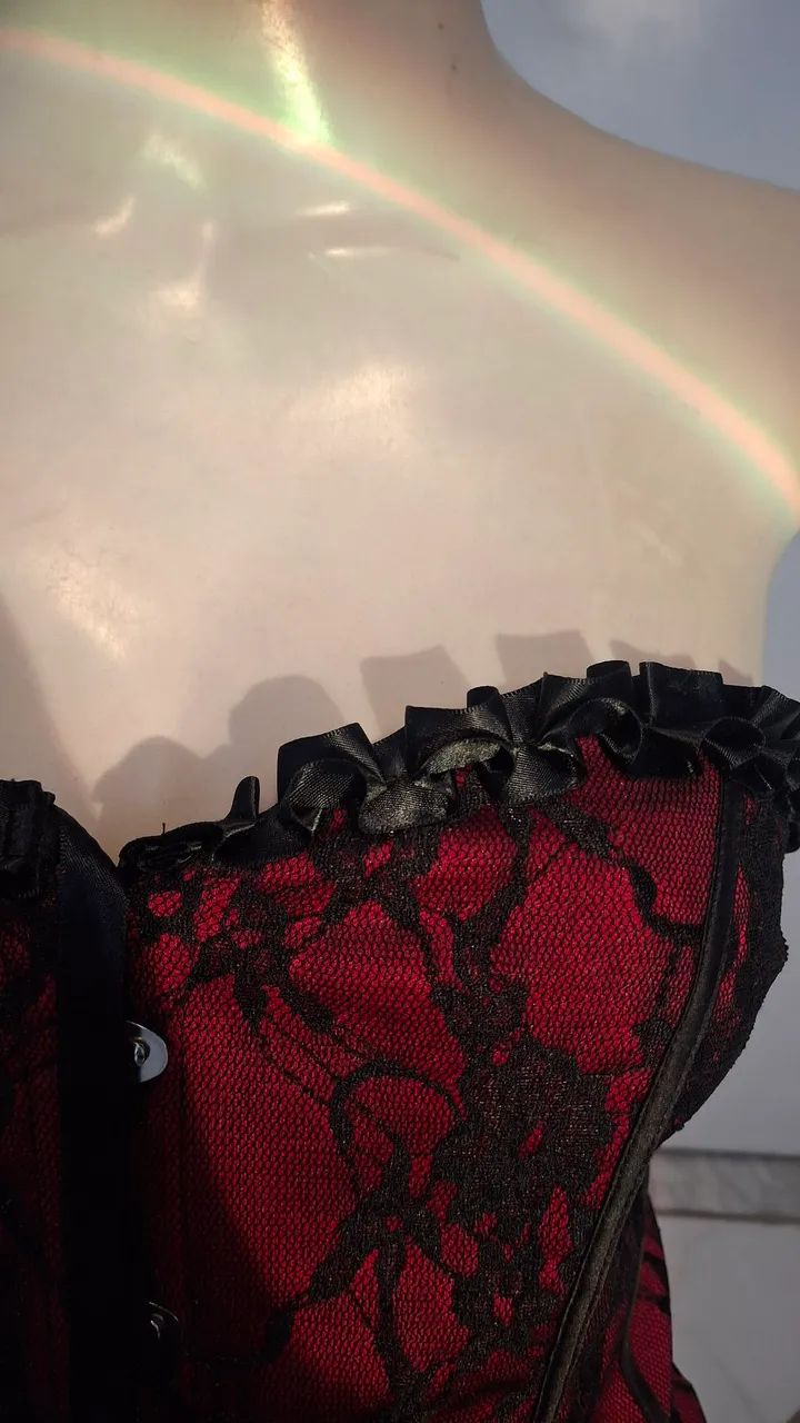 Corset vermelho com renda - Foto 2
