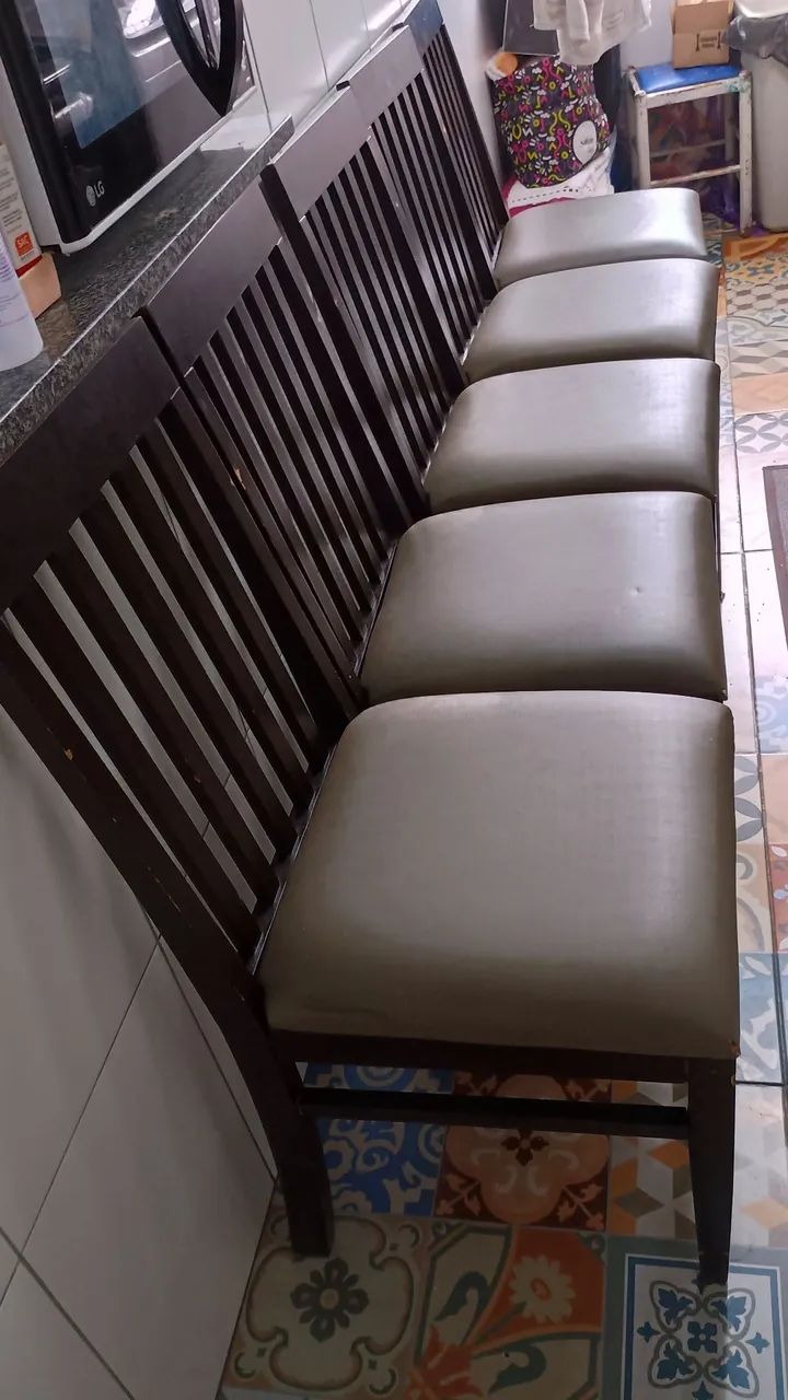 Cadeiras para Mesa