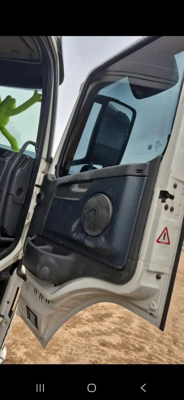 VOLVO FH 370 6X2 - Foto 3