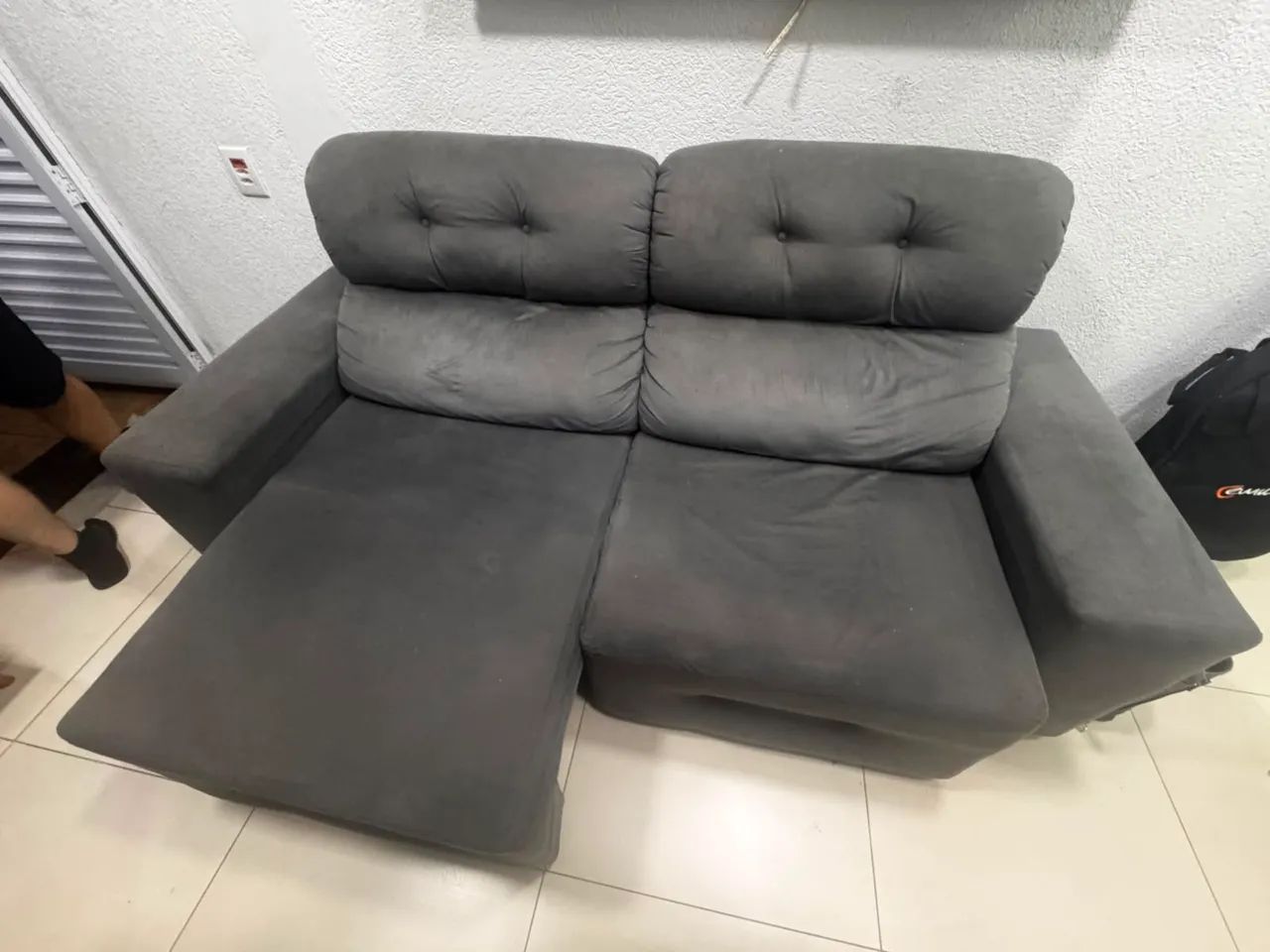 Sofa 2 lugares retrato de suede 