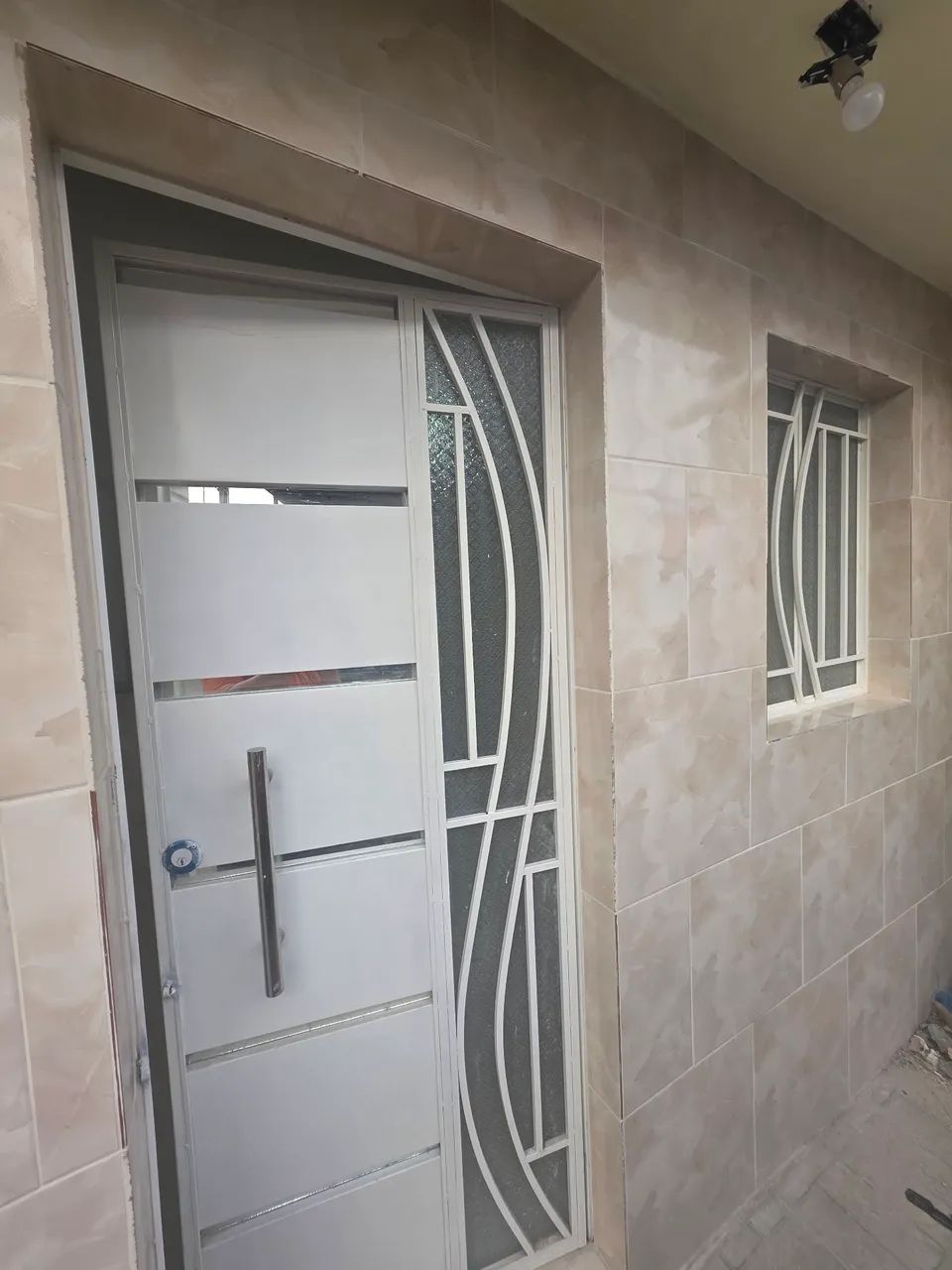 VENDO APARTAMENTO INDIVIDUAL E PRÉDIO COM APARTAMENTOS 