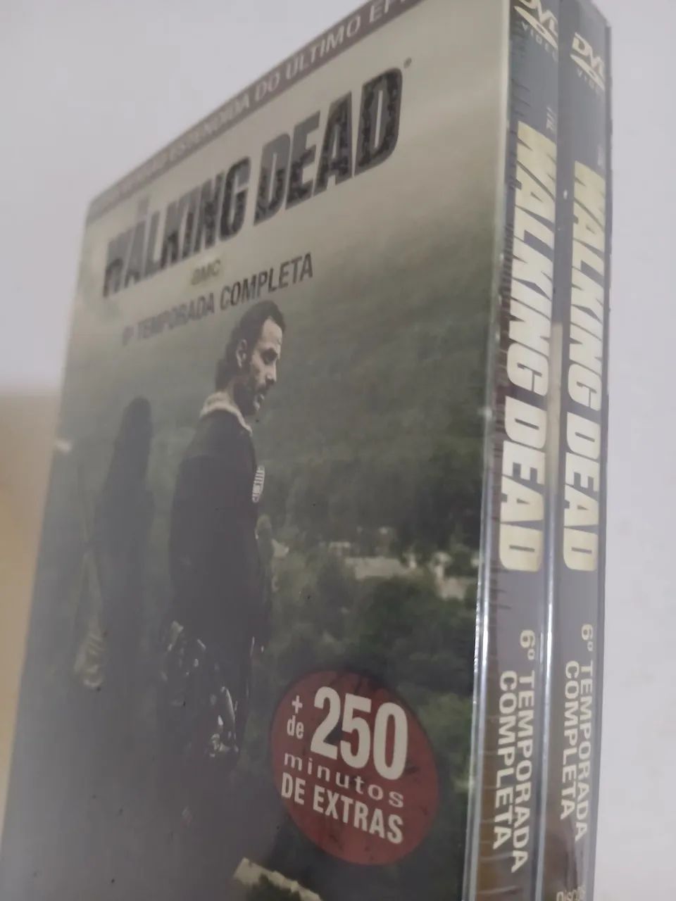 DVD The Walking Dead 6° temporada - Foto 2