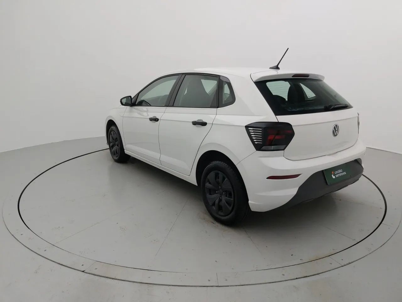 Volkswagen Polo Track 1.0 Flex 12V 5p, foto 3 de 18
