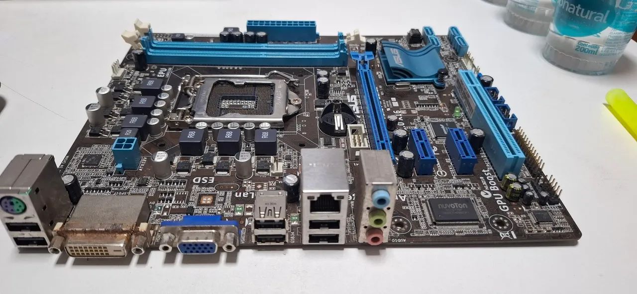Placa mãe ASUS P8H61-m LE/BR - Foto 2