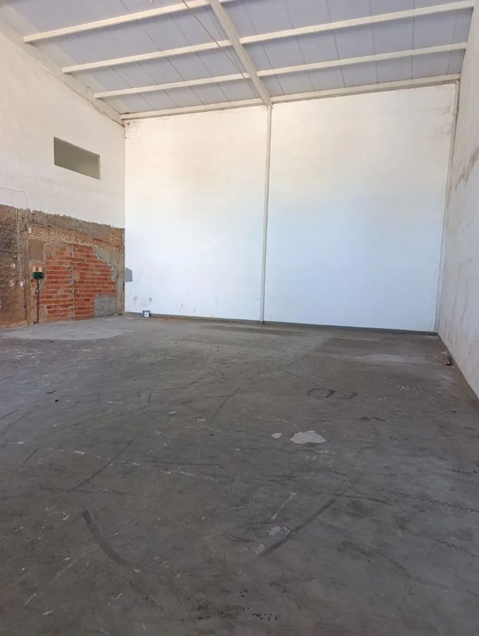 GALPÃO 200 M2 + AREA ABERTA DE 240 M2 - Foto 5
