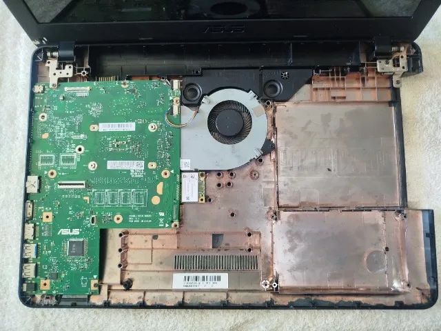 Notebook Asus X540L i3-5020U, 2,20GHZ, tela de 15,6 polegadas com defeito - Foto 5