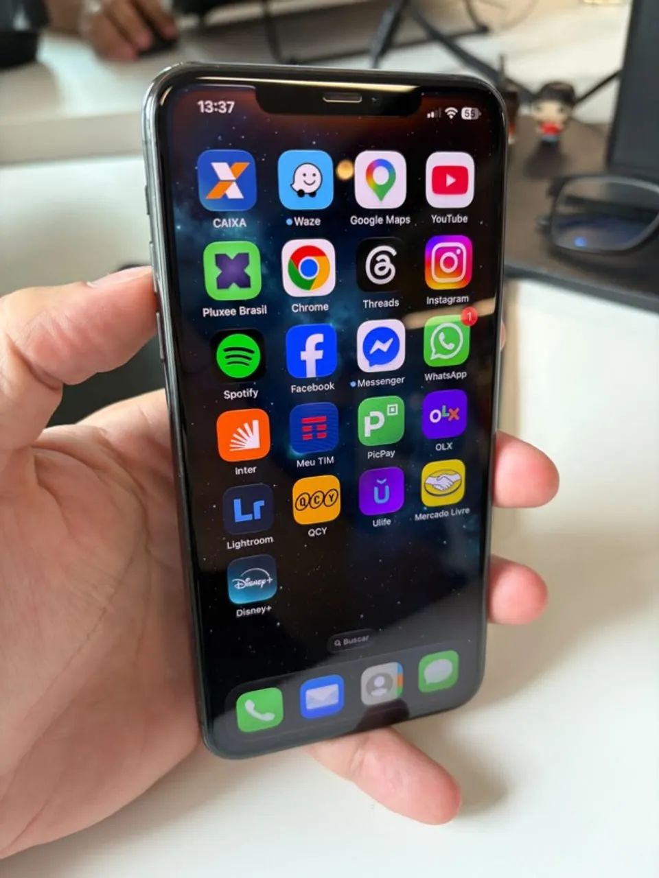 iPhone 11 Pro Max 64GB - Preto - Foto 2