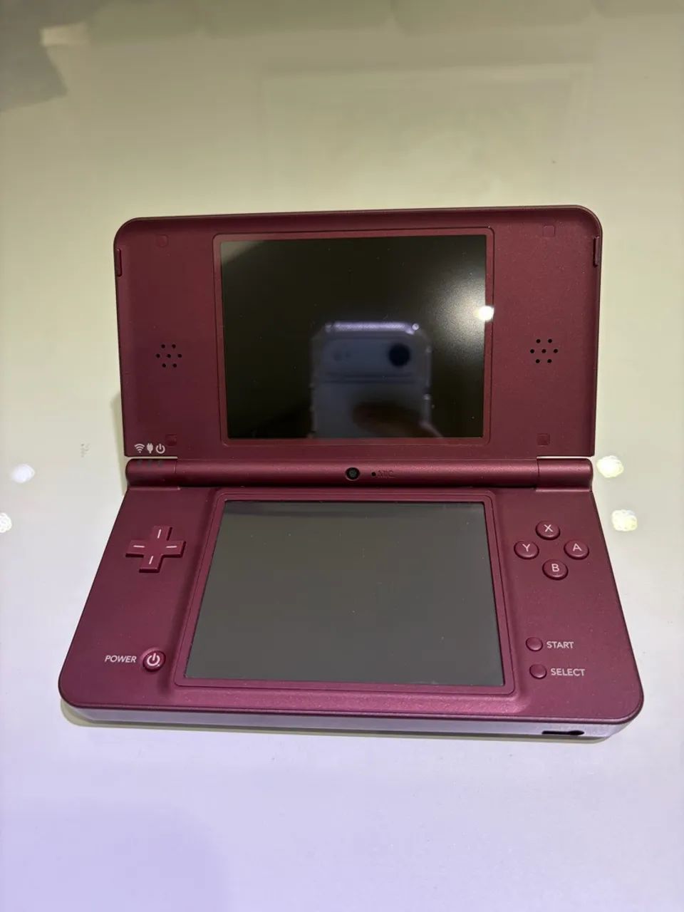 Nintendo DSi XL vinho