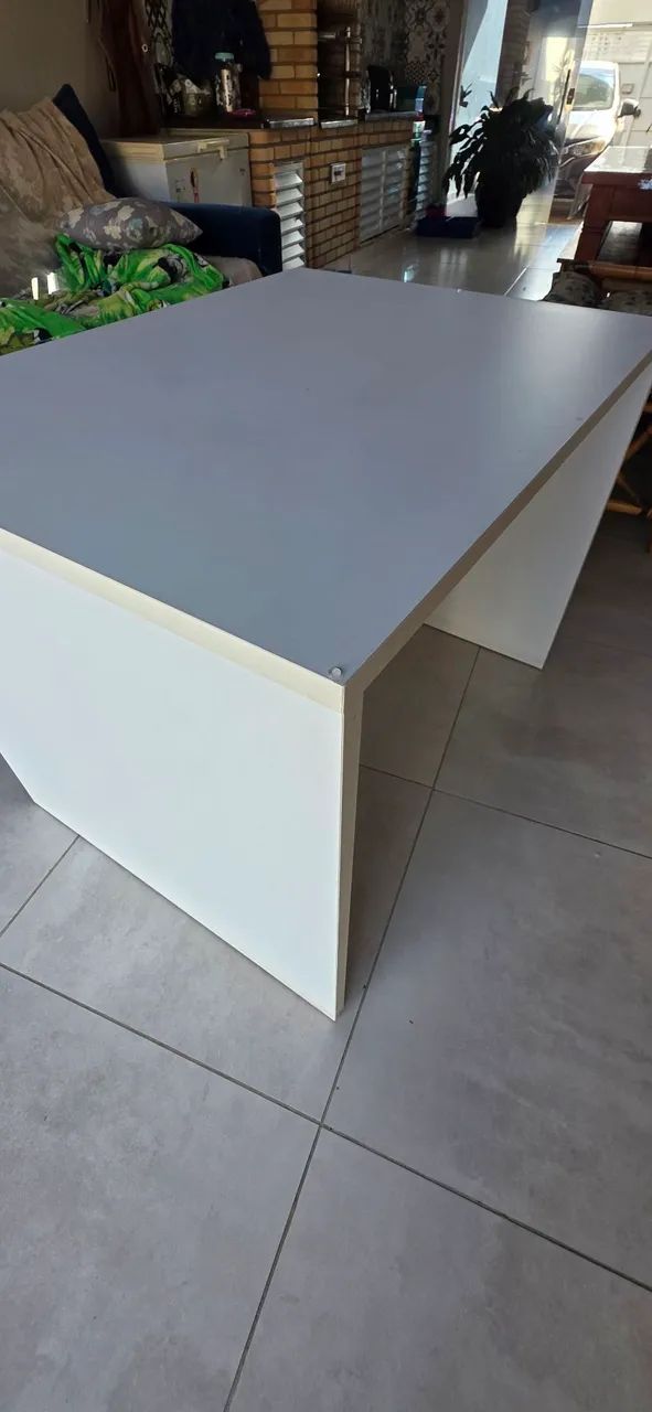 Mesa escritório branca semi nova - Foto 2