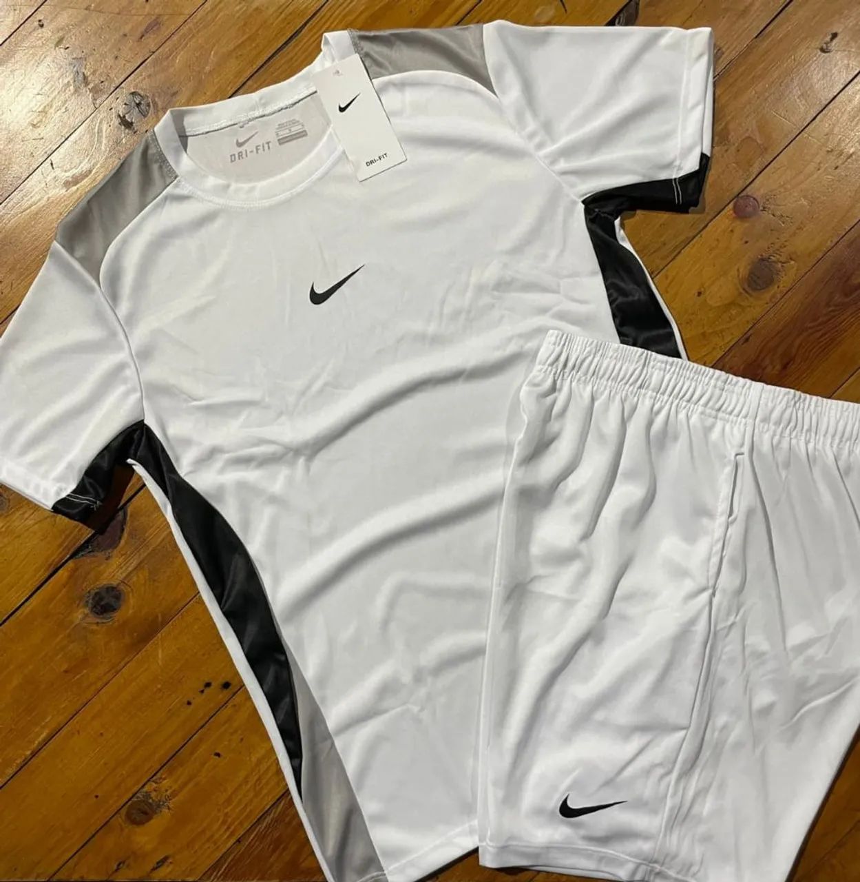 Conjunto de roupa da Nike - Foto 3