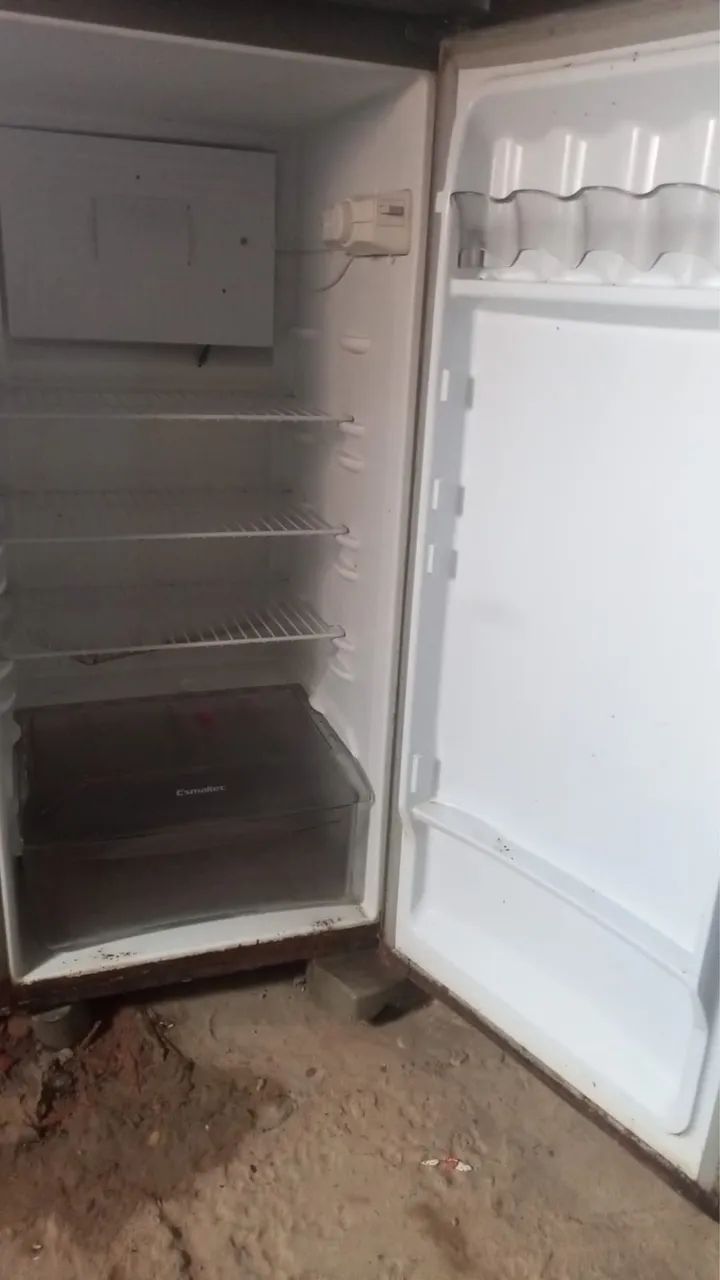 Vendo geladeira 