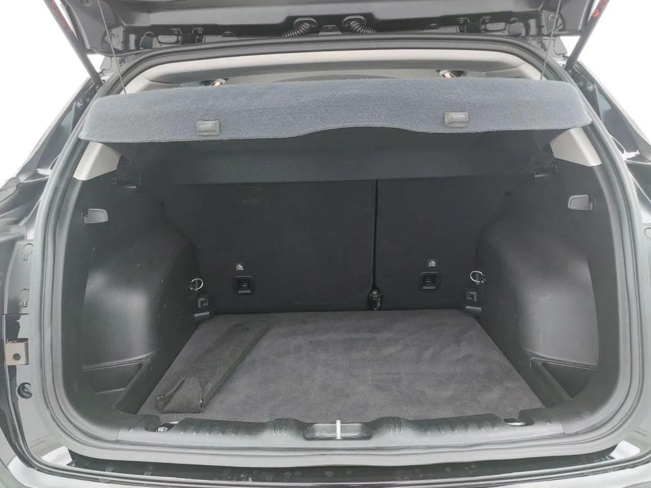 Jeep Compass LONG. T270 1.3 TB 4x2 Flex Aut., foto 9 de 18