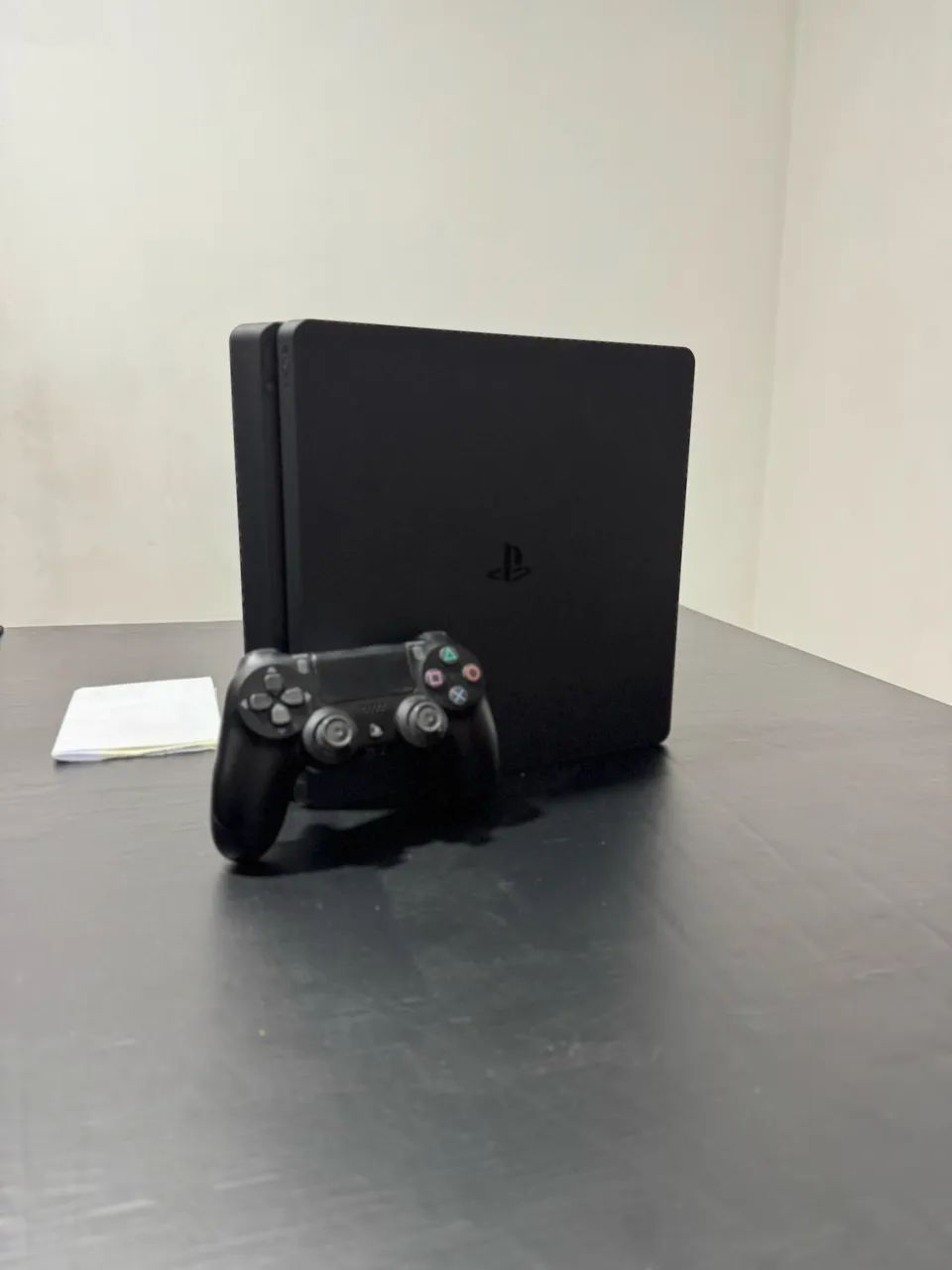 PS4 1TB ESTADO DE NOVO - Foto 3
