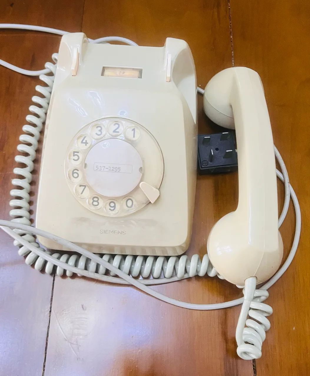 Telefone de disco antigo - Foto 4