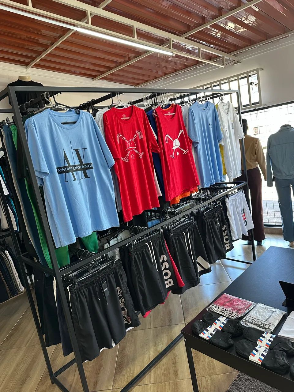 Arara para roupas - Foto 3