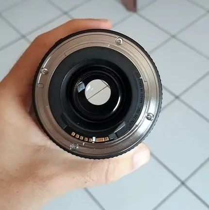 75-300mm Lente Canon tele telefoto esportiva / esporte, só falo no whats, não falo olx - Foto 3