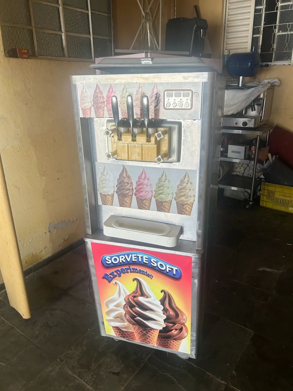 Máquina de sorvete 