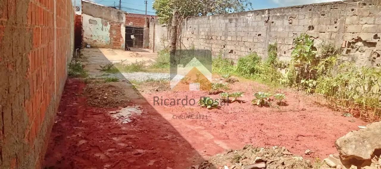 Terreno na Santa Lúcia c/ 210m² de área total!!!