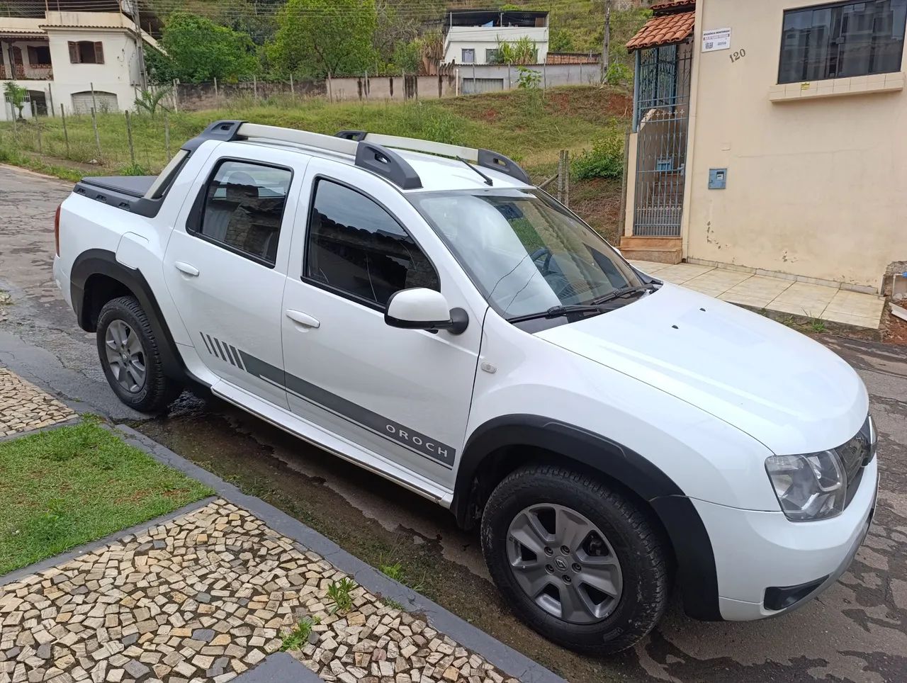 Renault Duster Oroch Dyna. 2.0 Hi-flex 16V Aut. 2017 - Foto 2