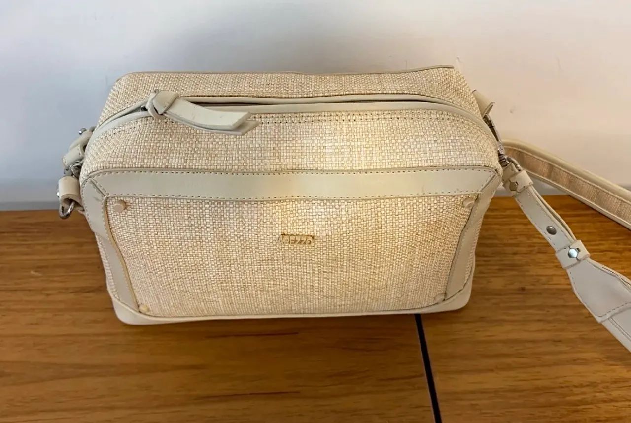 BOLSA/ CLUTCH AREZZO (NOVA) - Foto 2