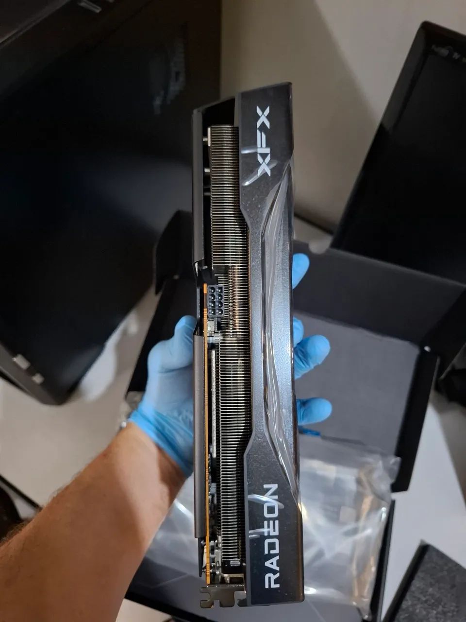 RX 9060XT  - Foto 2