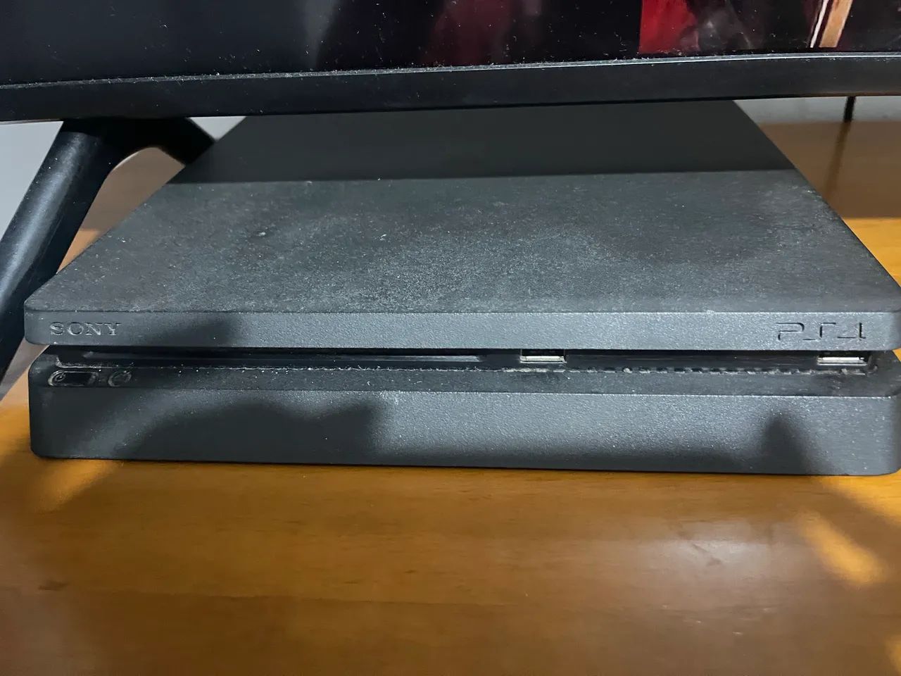 PlayStation 4 slim videogame perfeito para pessoas inteligentes  - Foto 3