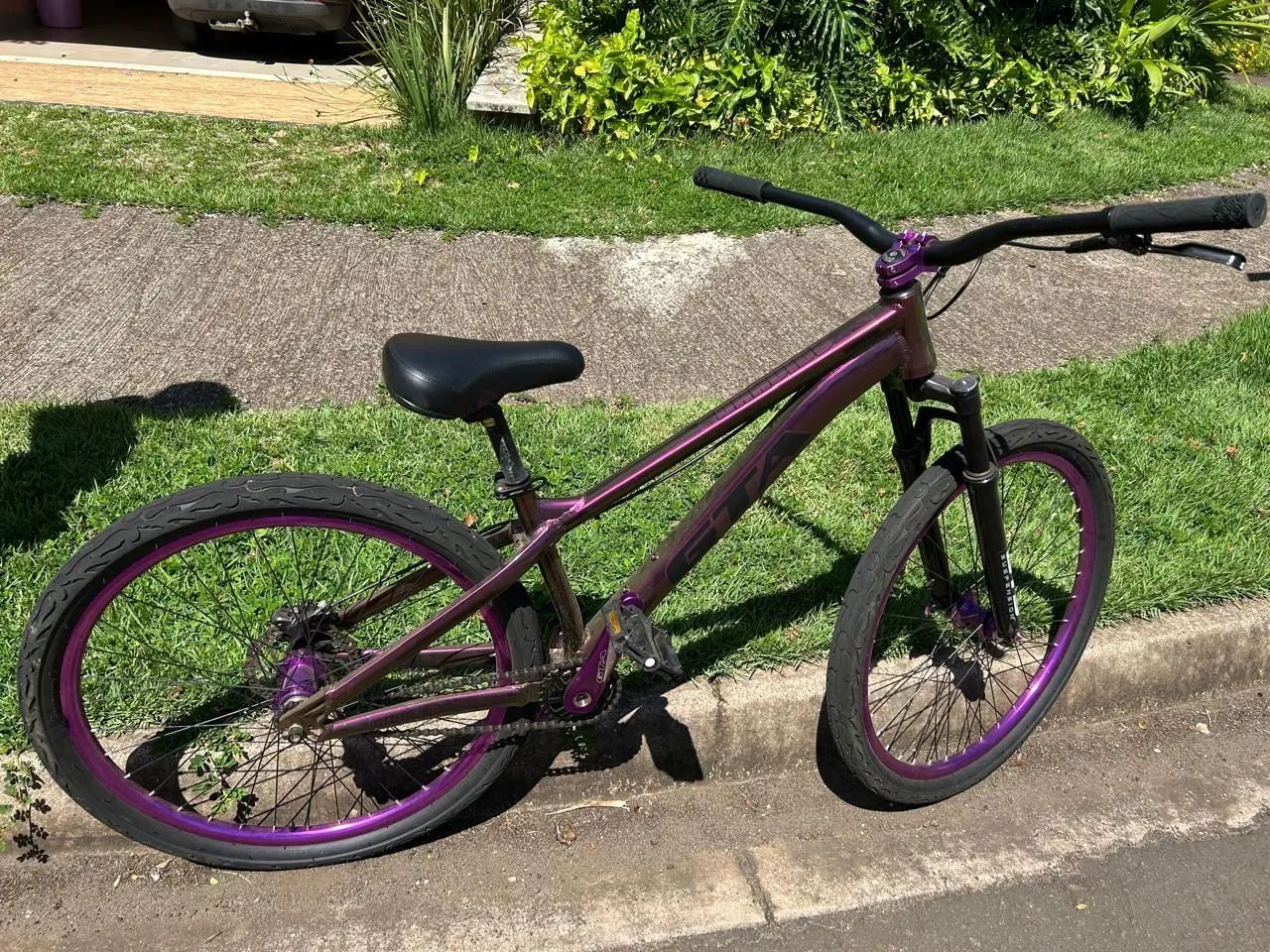 Bicicleta GTA Gravity