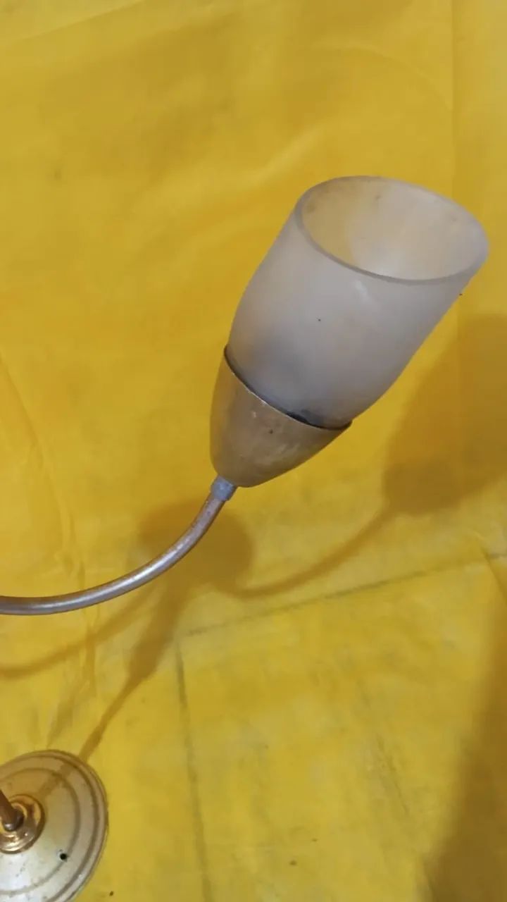Lustre dourado com 2 lâmpadas - Foto 4