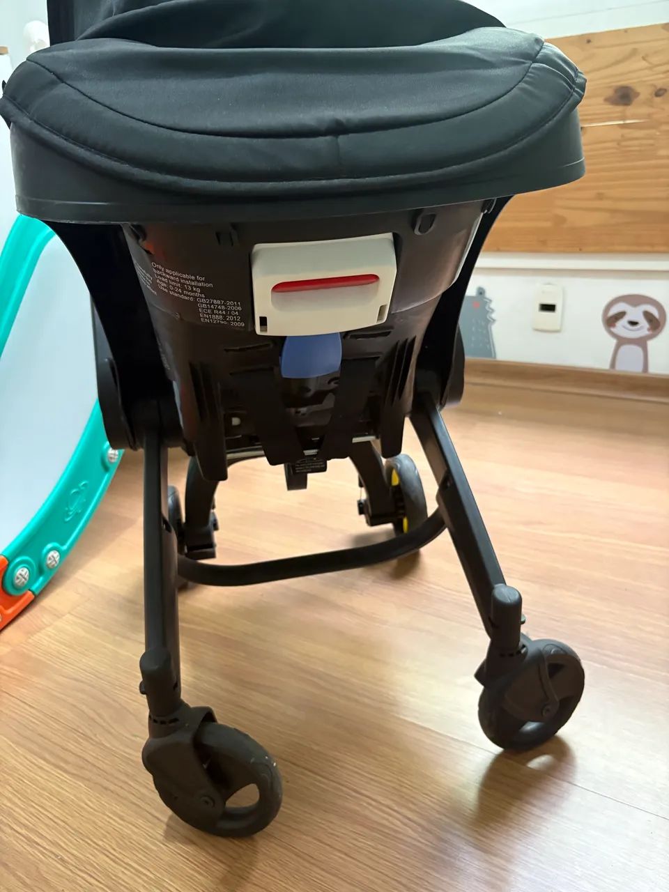 Carrinho de Bebê + Bebê Conforto 2 em 1 - Foto 2
