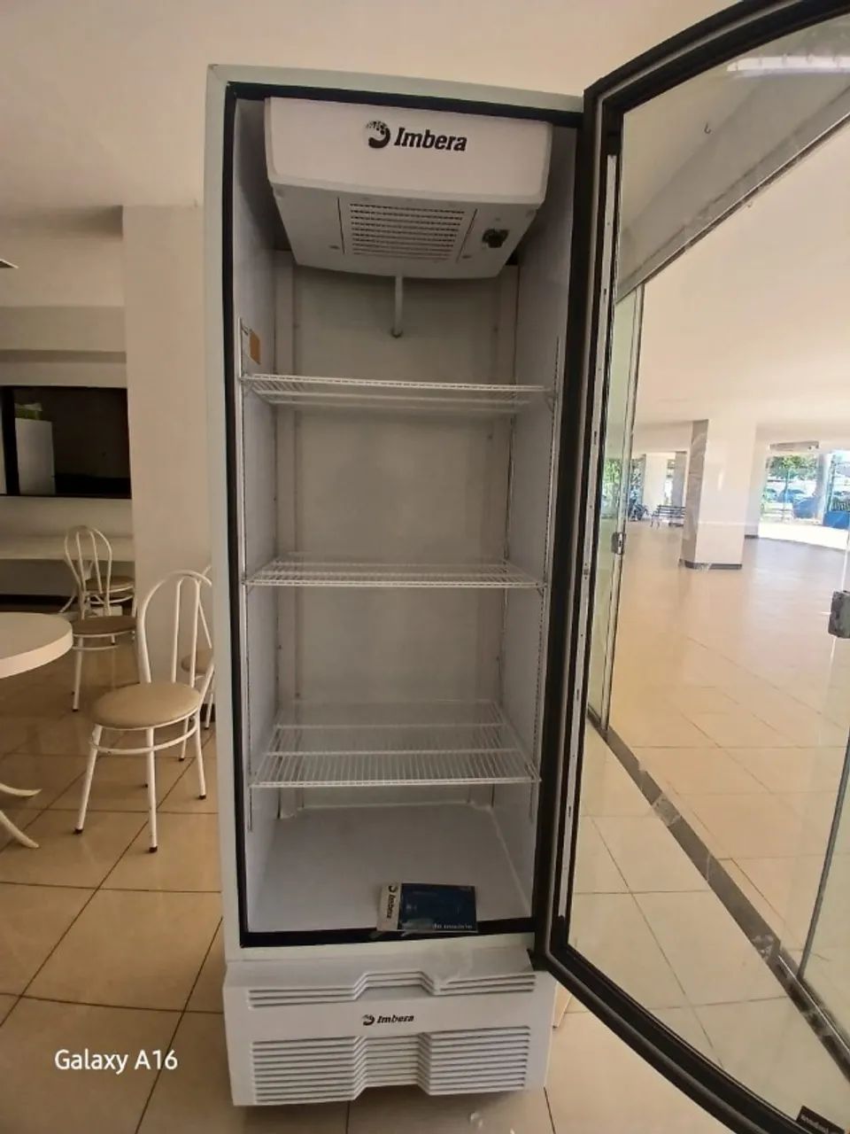 VISA COOLER IMBERA 453LITROS BRANCO - Foto 2
