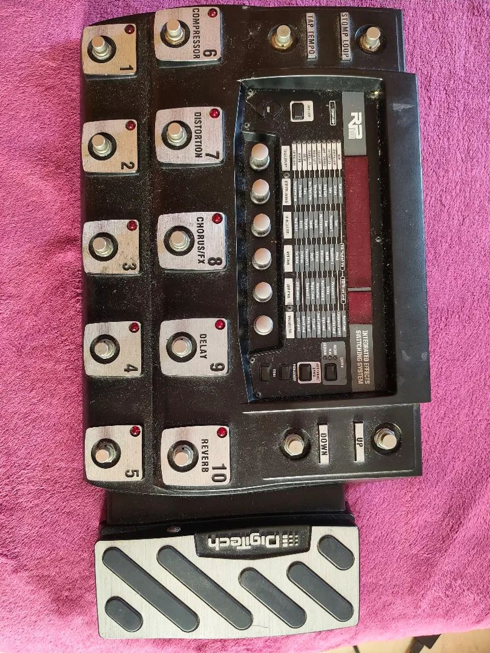 Pedaleira Digitech RP 1000
