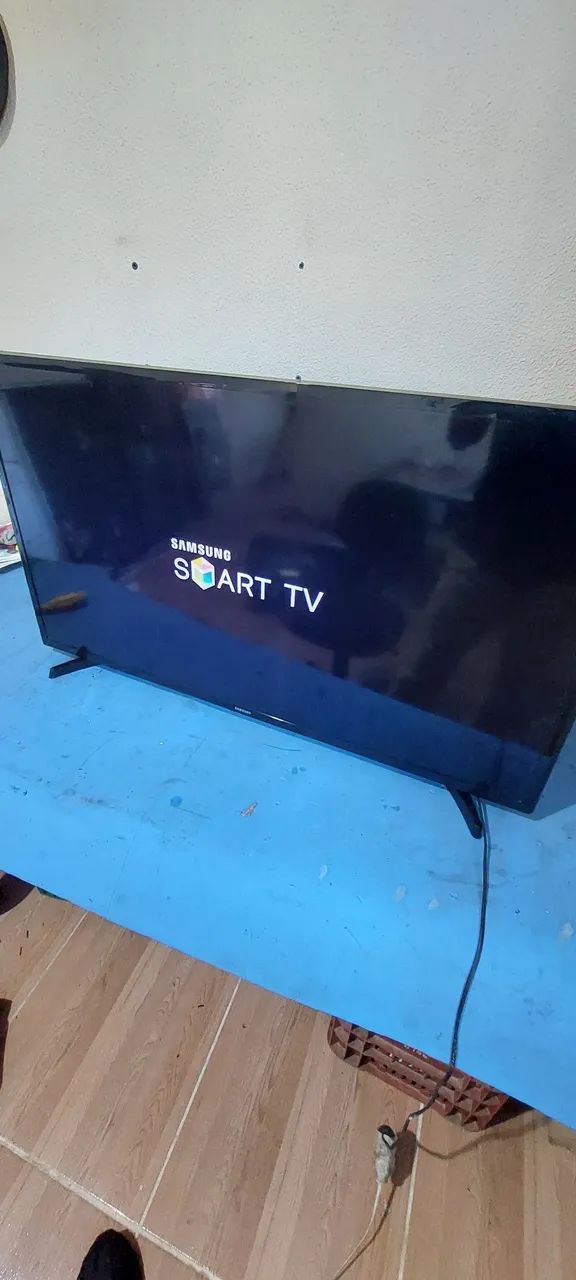 Vendo smartv Samsung 40 polegadas  - Foto 2
