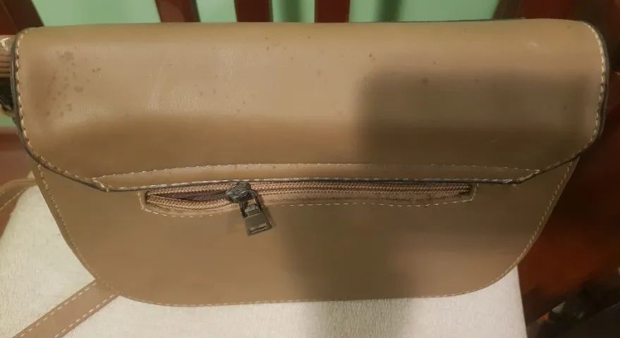 Bolsa bege couro sintetico - Foto 3