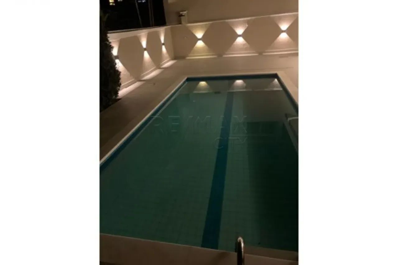 Casa Reformada Alphaville 9 Com quatro quartos e piscina - Foto 4