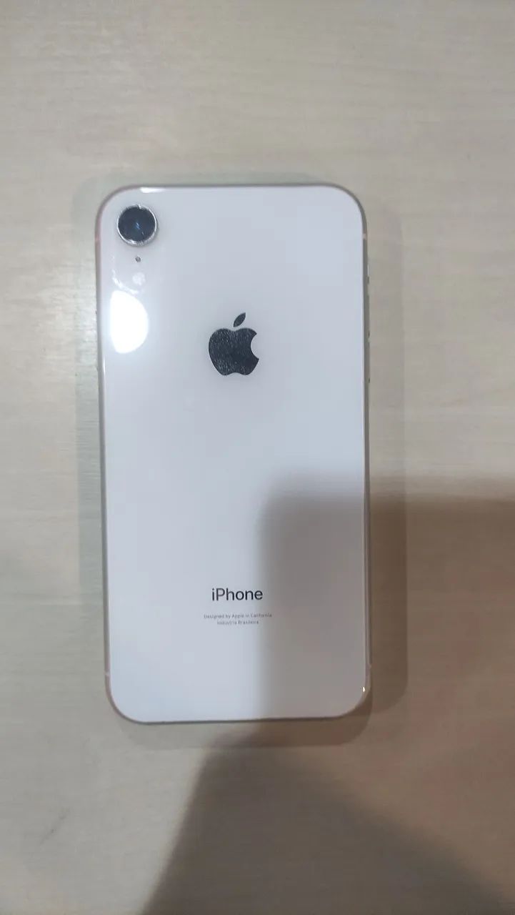 Iphone XR 64GB branco - 73% saúde da bateria - Foto 4