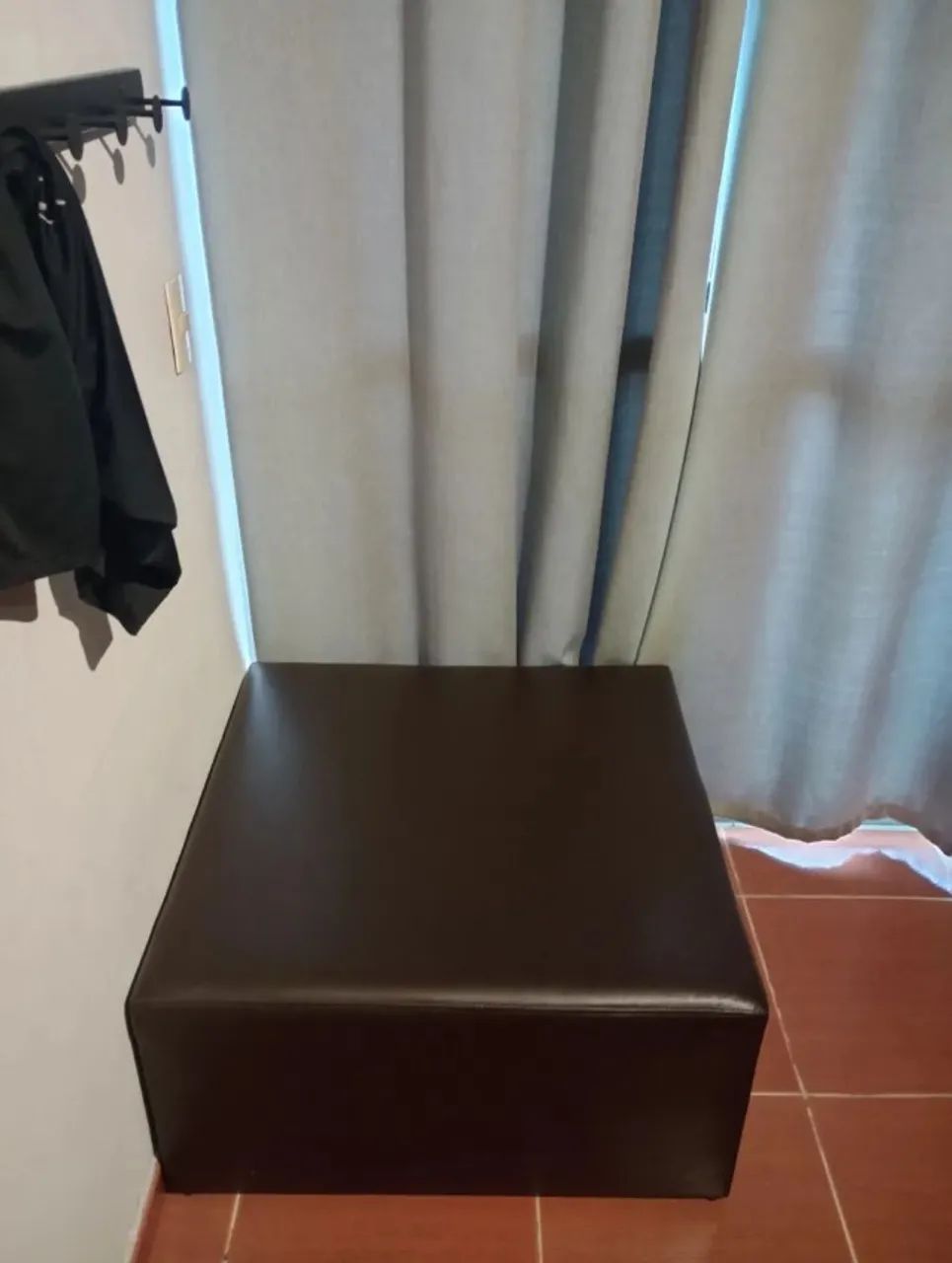 Puff Extra Grande | 82 x 82 cm | ÚLTIMA UNIDADE