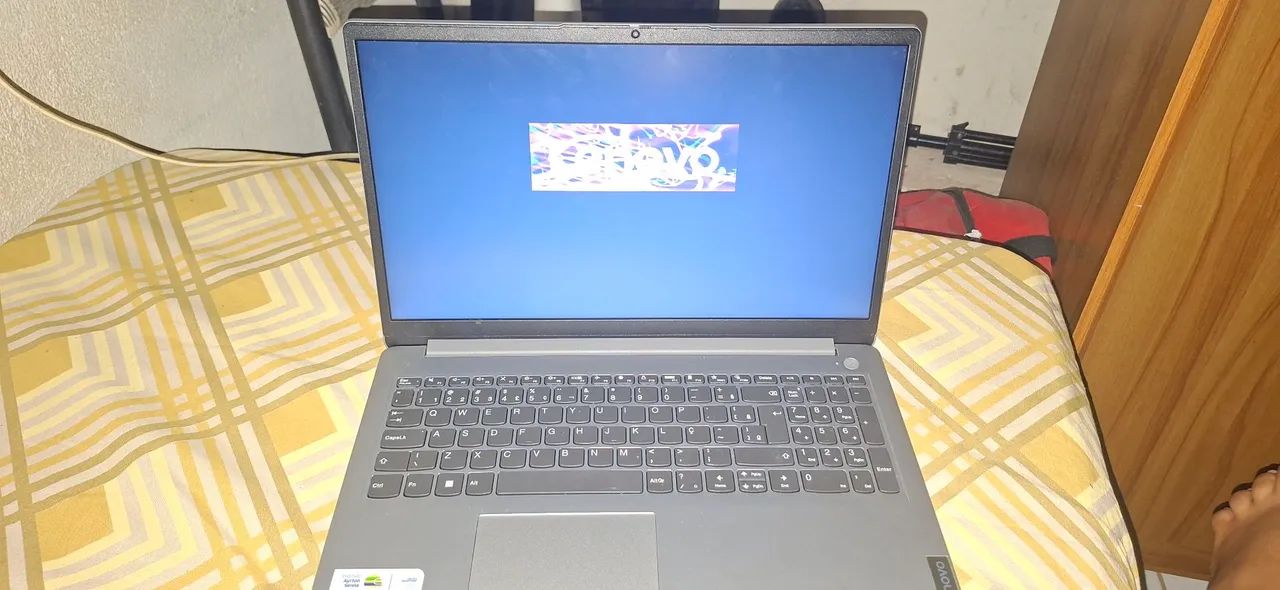 Vende-se notebook lenovo ideapad 1 - Foto 2
