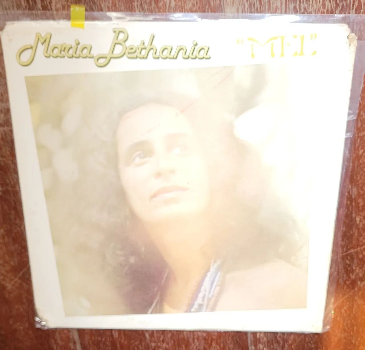 Lp Maria Bethania,  Mel, ótimo estado de conservação.  - Foto 2