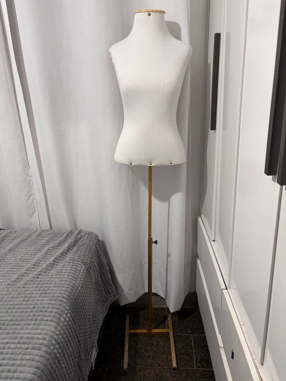 Manequim Feminino Busto 