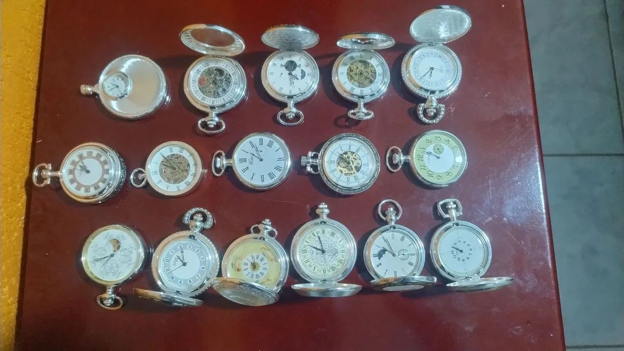 Relógios de bolso antigos (coleção)