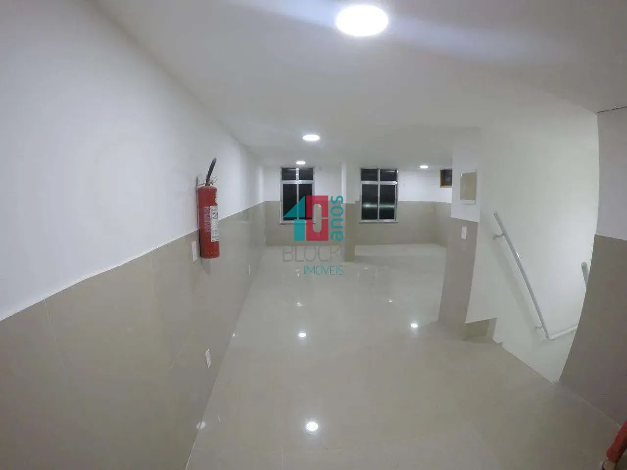 Botafogo | Casa 12 quartos, sendo 2 suites - Foto 13