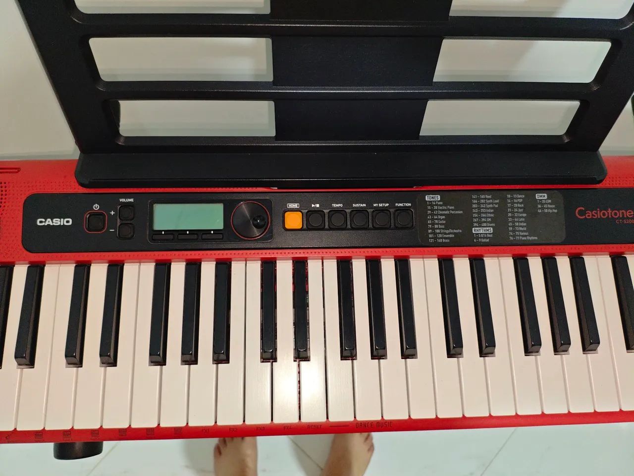 Teclado Casio CT - S200 com suporte em ferro - Foto 5
