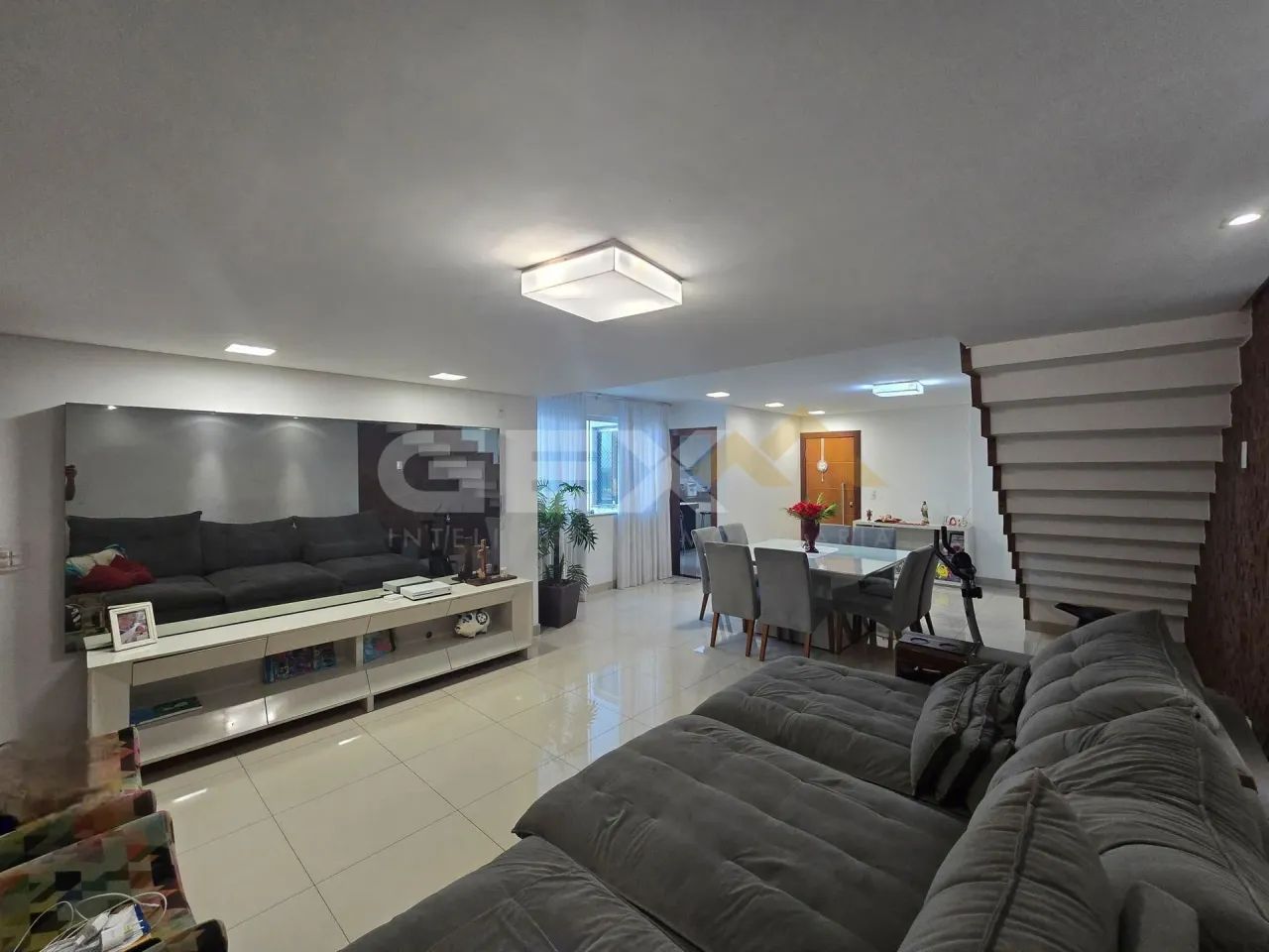 Cobertura Duplex à Venda no Centro em Divinópolis MG. - Foto 2