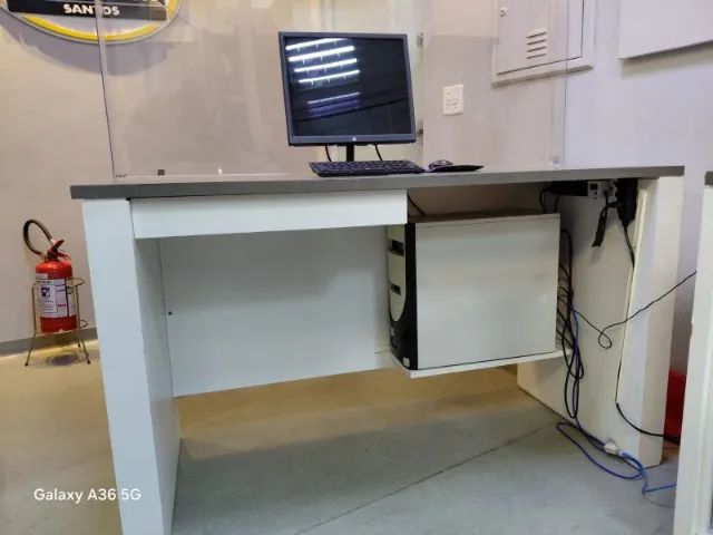 Mesa de Computador - Foto 3