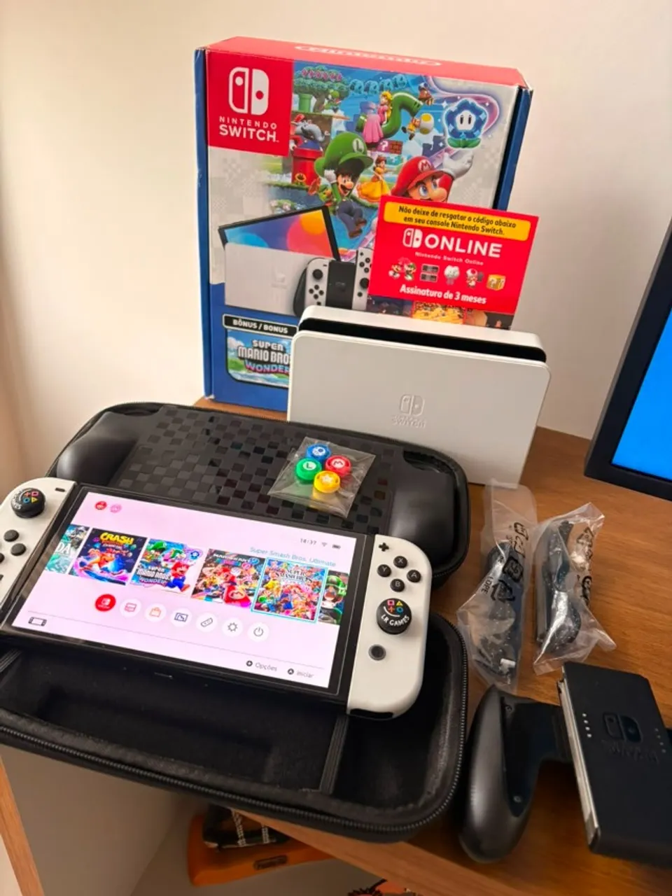 Nintendo Switch Neon na Caixa sem a Dock apenas R$1000,00 no Pix
