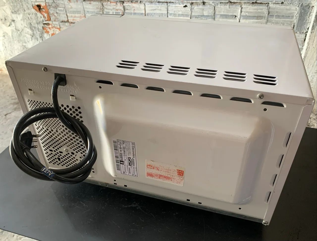 Micro-Ondas Electrolux 127v 20Ltrs - Foto 2