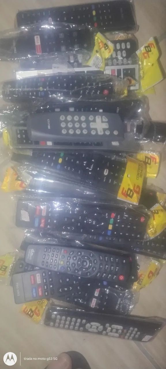 Vários controles de TV universal 