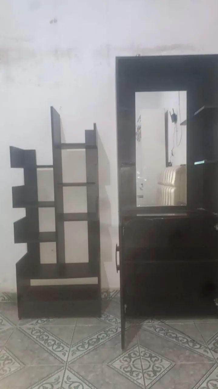 Vendo um guarda roupa 