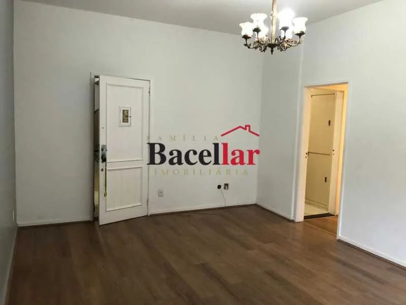 Apartamento : / Residencial / Tijuca - Foto 2